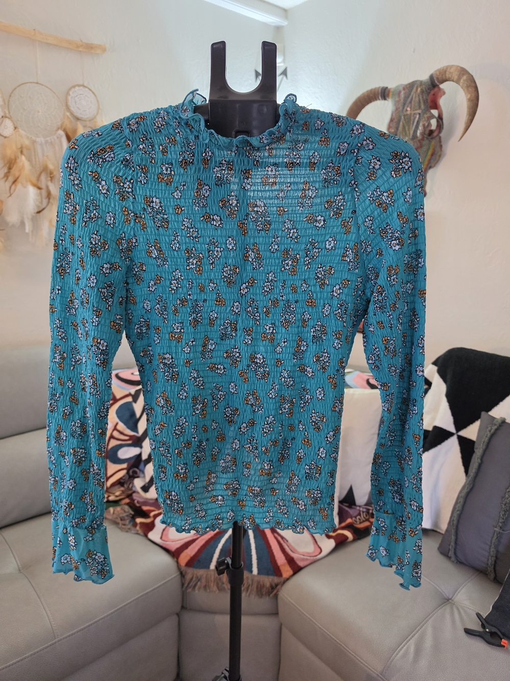 ✨ Free People Sea Combo Floral Smocked Long Sleeve Top – Size M – NWT 🌼🩵